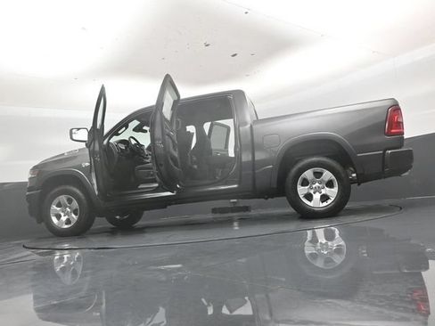 New 2026 RAM 1500 4x4 Crew Cab image 54