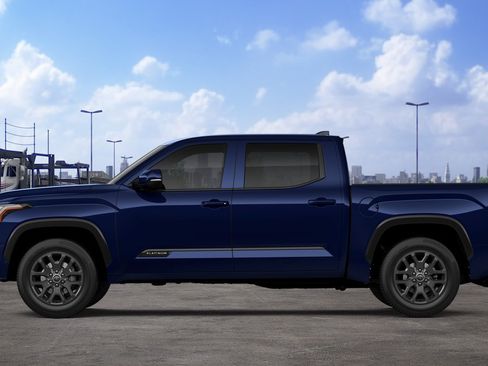 New 2026 Toyota Tundra Platinum AWD/4WD image 4