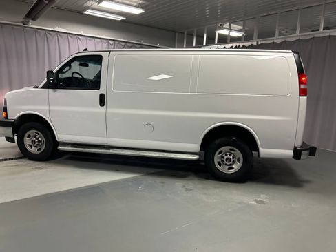 Used 2024 GMC Savana 2500 Work Van w/ Driver Convenience Package image 4