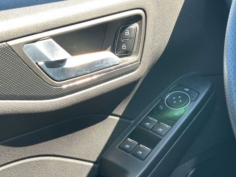 Used 2024 Ford Escape ST-Line image 31