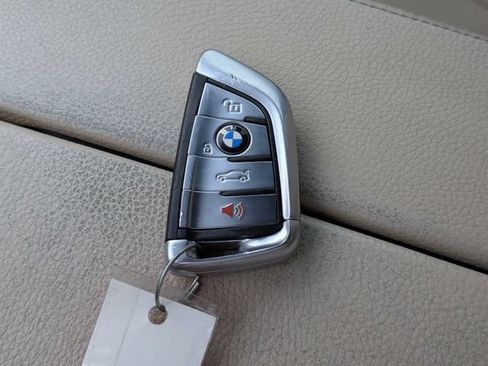 Used 2017 BMW 530i RWD image 31