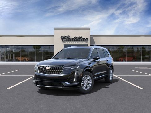 New 2025 Cadillac XT6 Luxury image 8