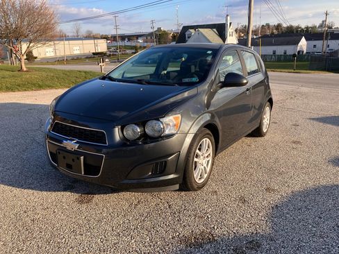 Used 2016 Chevrolet Sonic LT w/ Fun and Sun Package image 1