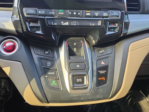 Used 2021 Honda Odyssey EX-L image 18