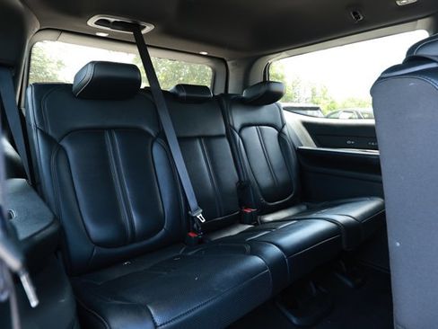 Used 2022 Jeep Wagoneer Series III AWD/4WD image 34