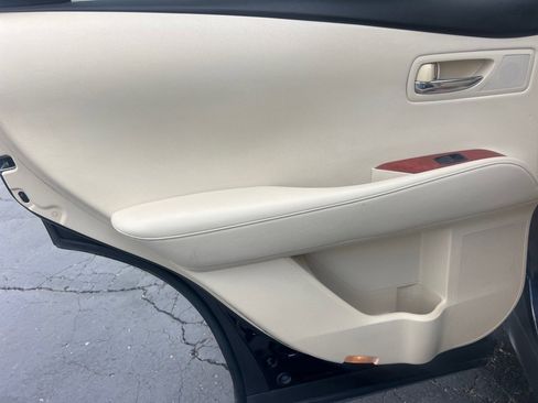 Used 2010 Lexus RX 350 2WD image 11