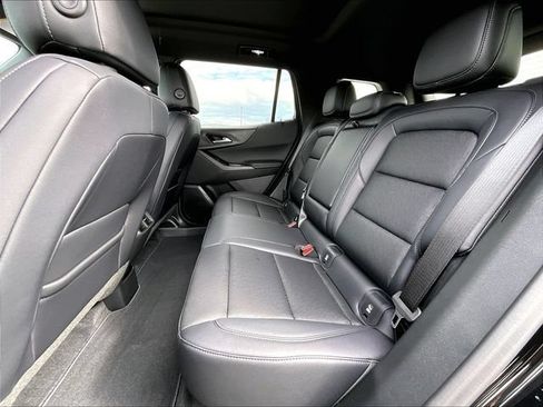 New 2027 Chevrolet Equinox LT w/ Convenience Package II FWD image 14