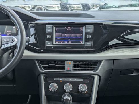Certified 2023 Volkswagen Taos S FWD image 18