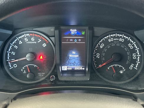 Used 2023 Toyota Tacoma SR image 22