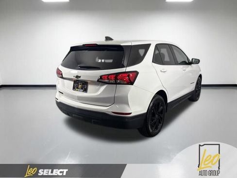 Used 2024 Chevrolet Equinox LS w/ LS Convenience Package FWD image 5