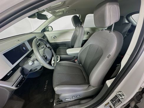 Used 2024 Hyundai Ioniq 5 SEL RWD image 13