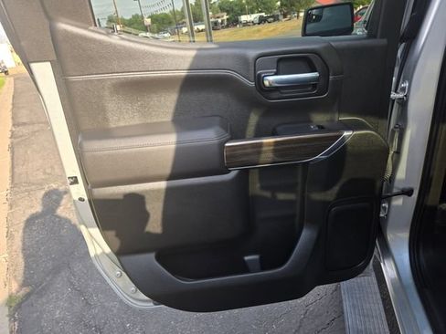 Used 2021 Chevrolet Silverado 1500 RST AWD/4WD image 23