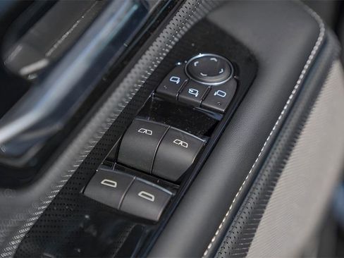 New 2025 GMC Sierra EV Denali image 30