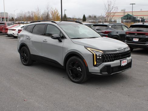 New 2026 Kia Sportage X-Line image 3