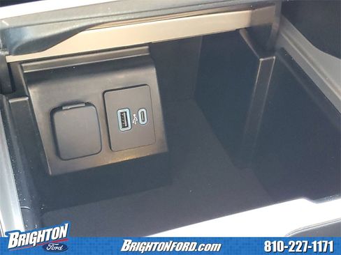 Used 2023 Ford Explorer XLT w/ Equipment Group 202A image 25