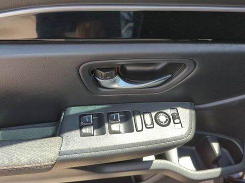 Used 2023 Honda Pilot Sport image 18