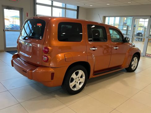 Used 2007 Chevrolet HHR LT FWD image 7