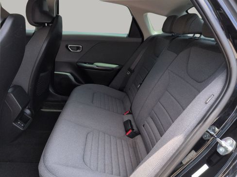 Used 2025 Kia K4 EX FWD image 17