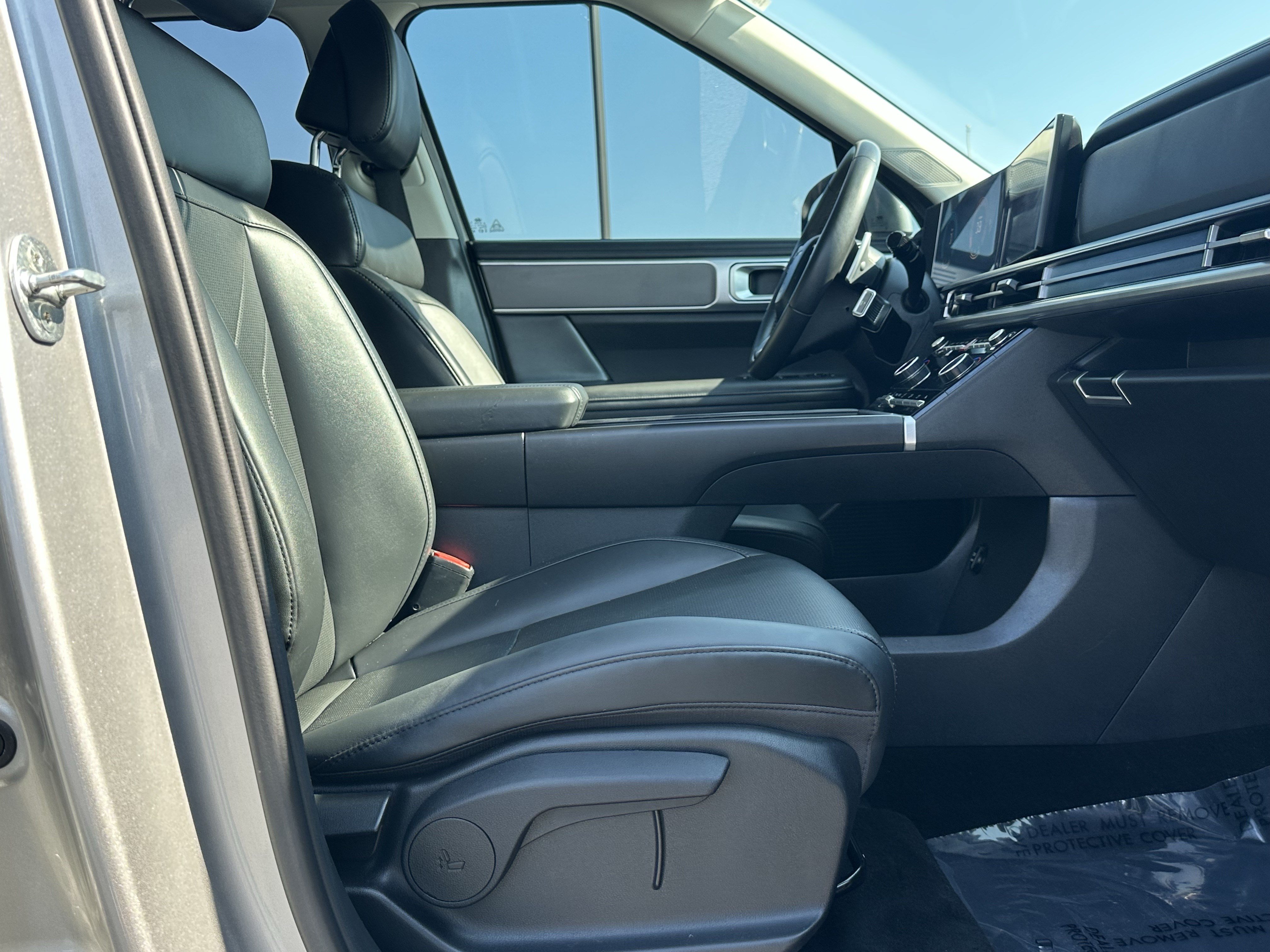 Used 2024 Hyundai Santa Fe SEL FWD image 14