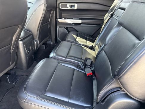 Certified 2023 Ford Explorer XLT w/ Equipment Group 202A image 18