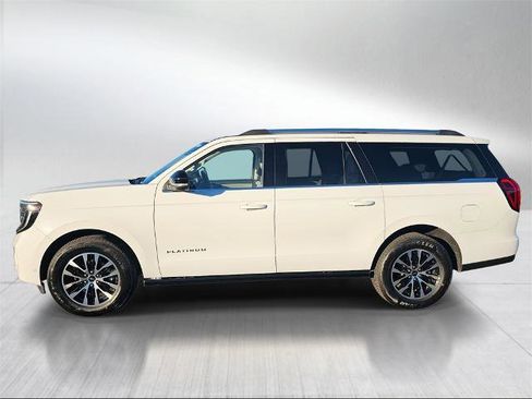 Certified 2025 Ford Expedition Max Platinum image 3