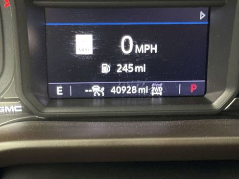 Used 2022 GMC Sierra 1500 SLT w/ SLT Premium Plus Package image 16