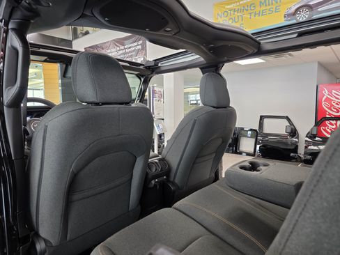 New 2024 Jeep Wrangler Unlimited AWD/4WD image 24