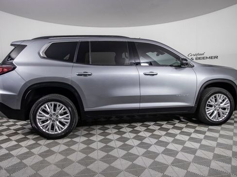 Used 2024 GMC Acadia Elevation FWD image 17