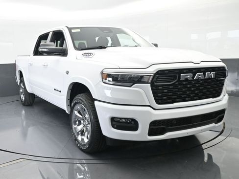 New 2026 RAM 1500 4x4 Crew Cab image 9