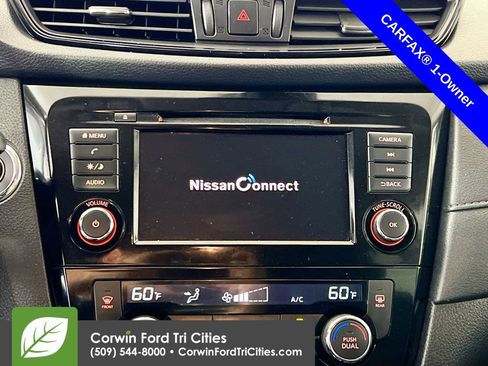 Used 2020 Nissan Rogue SV AWD/4WD image 21