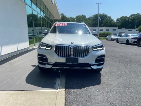 Used 2023 BMW X5 xDrive40i w/ Premium Package AWD/4WD image 4