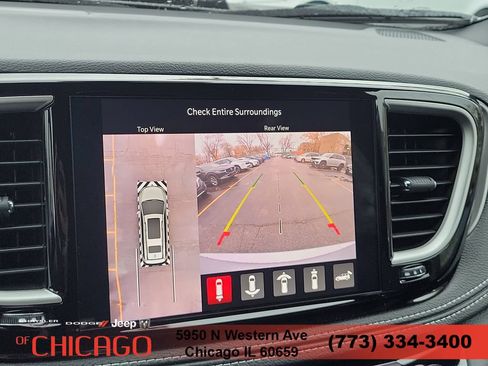 New 2026 Chrysler Pacifica Select FWD image 27