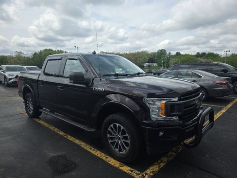 Used 2019 Ford F150 XLT w/ Equipment Group 302A Luxury AWD/4WD image 3