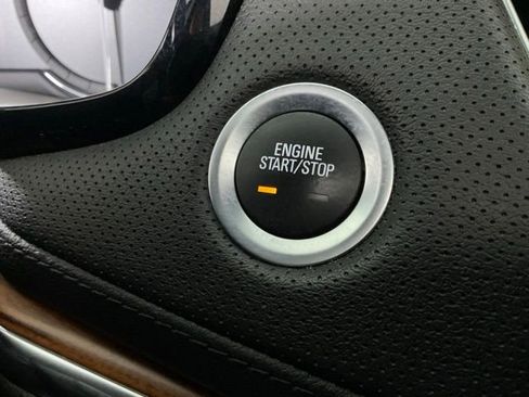 Used 2020 Cadillac XT5 Premium Luxury w/ LPO, Floor Liner Package image 12