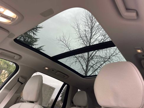 Used 2023 Volvo XC90 B6 Plus w/ Protection Package Premier image 19