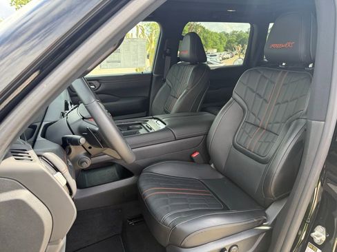 New 2025 Nissan Armada PRO-4X w/ Pro-4X Premium Package AWD/4WD image 27