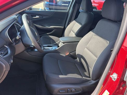 Used 2025 Chevrolet Malibu LT FWD image 10