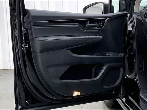 New 2026 Honda Odyssey Touring image 11