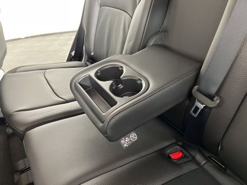 New 2025 Nissan Pathfinder SL image 45