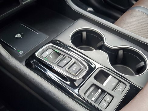 Used 2023 Honda Pilot Elite image 27