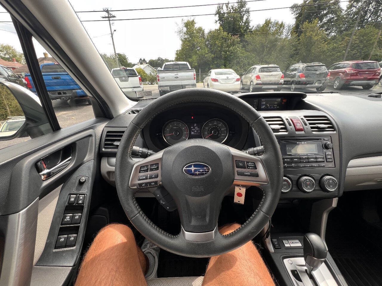 Used 2015 Subaru Forester 2.5i Limited AWD/4WD image 16