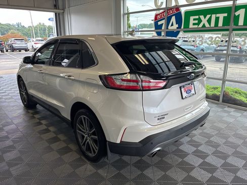Used 2019 Ford Edge Titanium w/ Cold Weather Package AWD/4WD image 4
