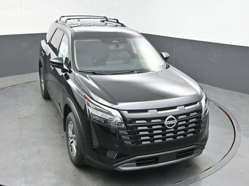New 2026 Nissan Pathfinder SL FWD image 32