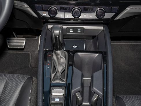 Used 2025 Honda Accord Sport image 24