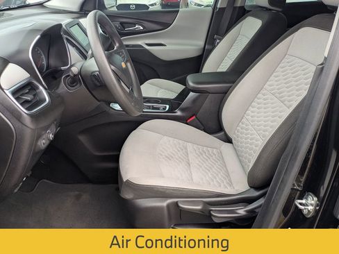 Used 2019 Chevrolet Equinox LS FWD image 14