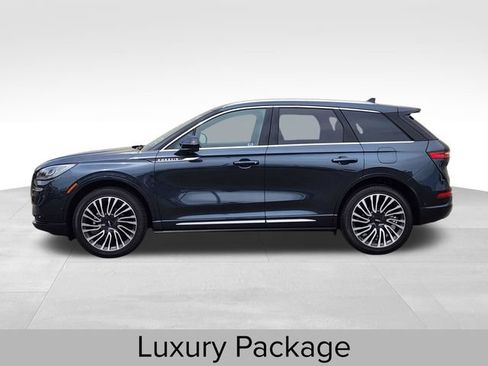 Certified 2022 Lincoln Corsair Reserve w/ Equipment Group 201A AWD/4WD image 7