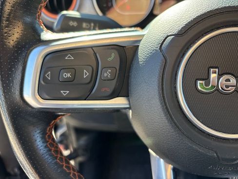 Used 2020 Jeep Gladiator Mojave image 19