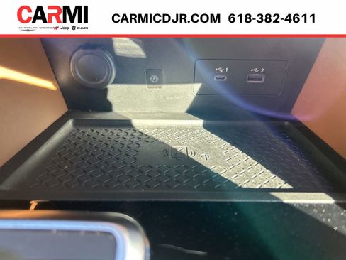 Used 2022 Nissan Pathfinder Platinum w/ Cargo Package image 29