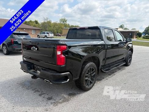 Used 2024 Chevrolet Silverado 1500 RST w/ Z71 Off-Road Package AWD/4WD image 7