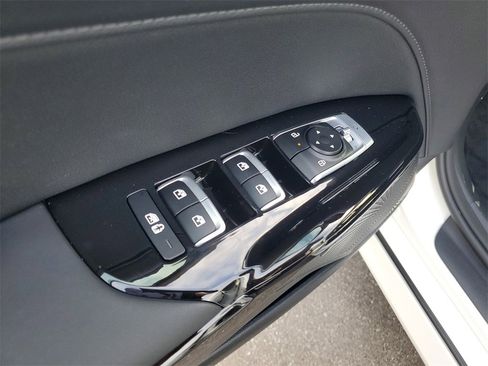 New 2026 Kia K5 EX image 9